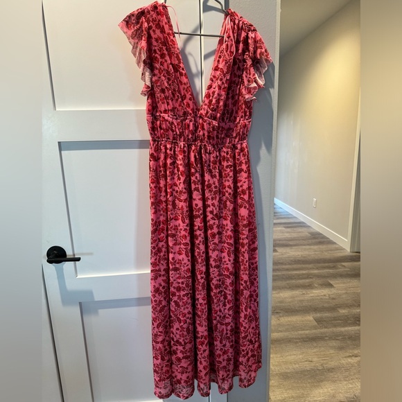 NWT VICI Private Island V-Neck Floral Maxi - Picture 2 of 7